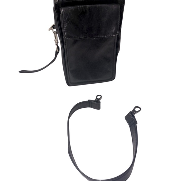 Wilson’s  leather Men's Black Leather Wristlet Bag. Pure leather with slots - Picture 1 of 11